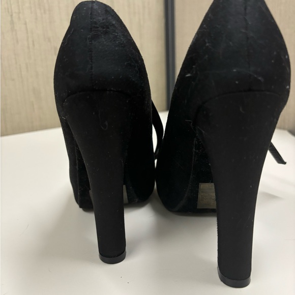 Torrid Heel - Picture 2 of 2